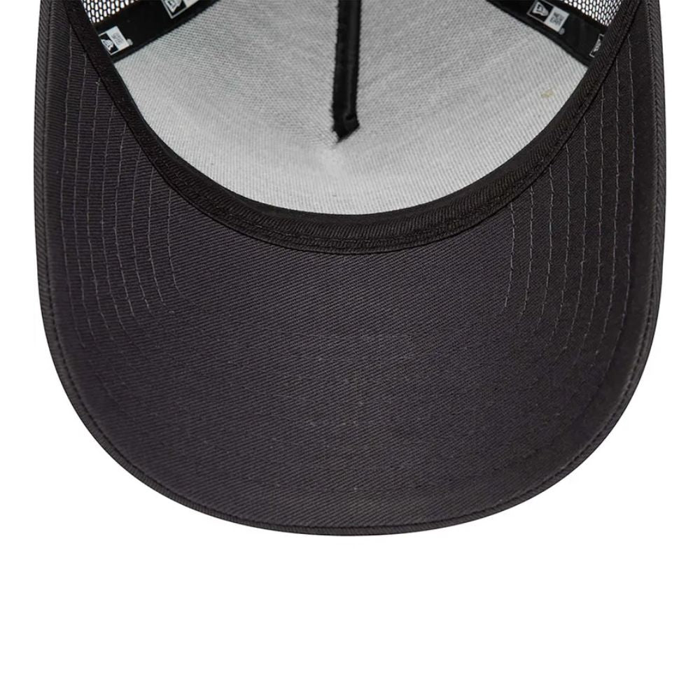 Interior del jockey New Era Lakers 9FORTY A-Frame gris con parte inferior de la visera curva