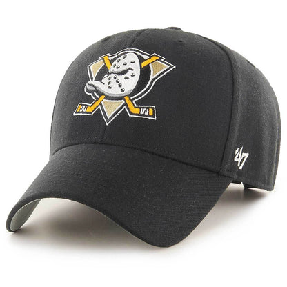 Jockey ’47 Anaheim Ducks BRAND negro, vista frontal en ángulo