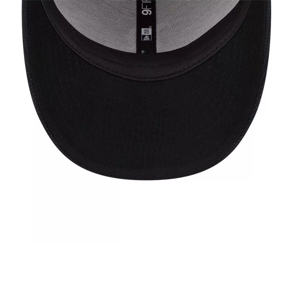 Interior del jockey New Era Boston Red Sox 9FIFTY con subvisera azul marino