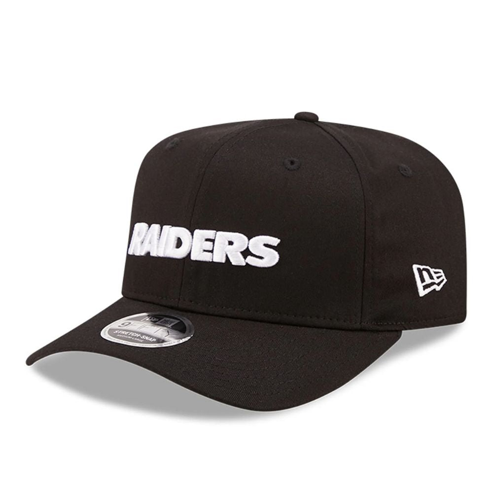 Jockey New Era Las Vegas Raiders NFL 9FIFTY Team Wordmark negro, vista diagonal con flag New Era bordado