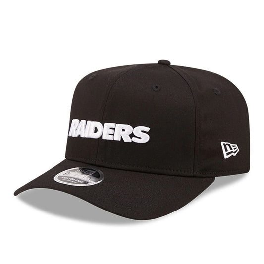 Jockey New Era Las Vegas Raiders NFL 9FIFTY Team Wordmark negro, vista diagonal con flag New Era bordado