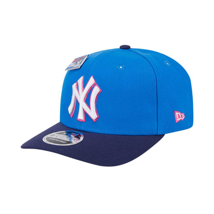 Jockey New Era New York Yankees Big League Chew 9SEVENTY azul, vista diagonal con logo frontal bordado