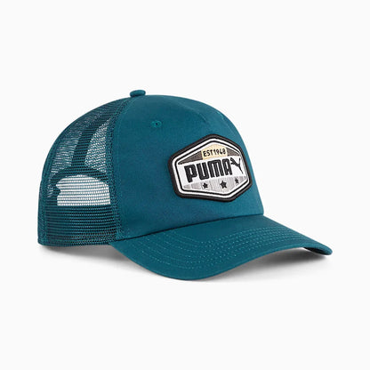 Jockey Puma Visera Curva Trucker 024046-08 Verde, vista frontal en ángulo