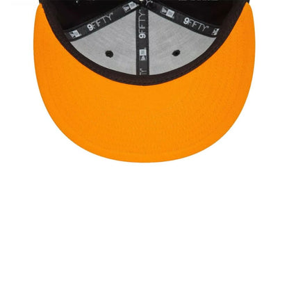 Interior y subvisera naranjo del jockey New Era McLaren Racing Essentials 9FIFTY
