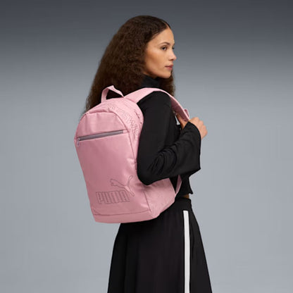 Mochila Puma Phase II rosado intenso, detalle de compartimentos y cierres