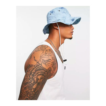 Gorra The North Face Recycled 66 Celeste, detalle interior y de la visera