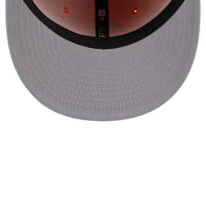 Snapback New Era 59FIFTY MLB Chicago White Sox Color Pack naranjo, detalle del logo y bordado