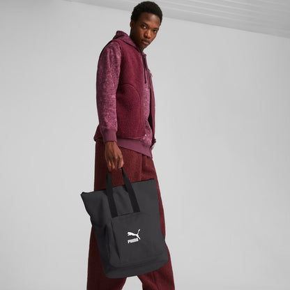 Mochila Puma Tote Negra, vista posterior y de las correas